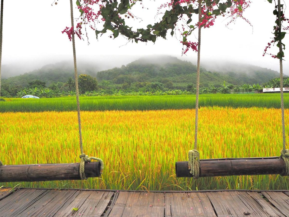 Bantaphan Homestay Nan Zewnętrze zdjęcie