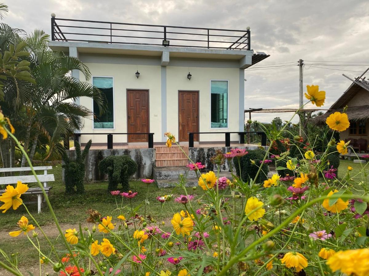 Bantaphan Homestay Nan Zewnętrze zdjęcie